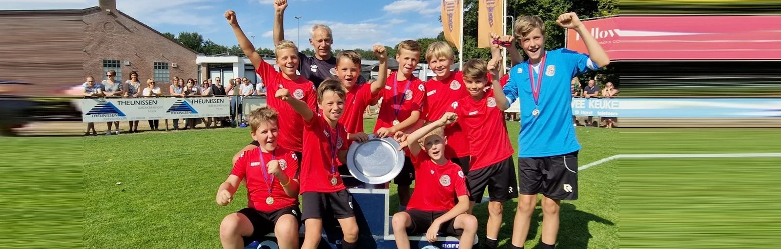 Winnaars Dorpencup tijdens Jeugd Voetbaldagen